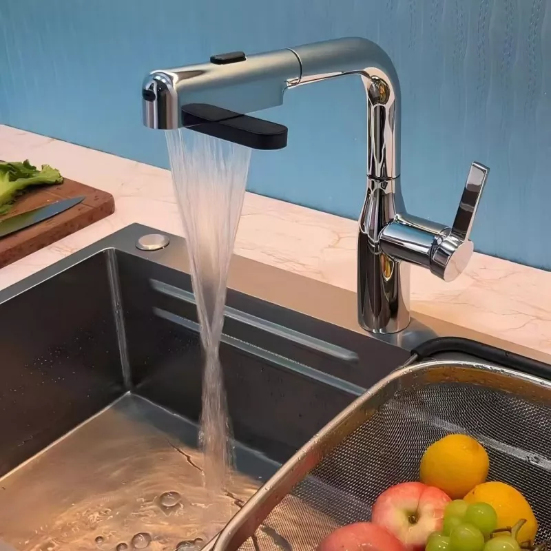 Küchenarmatur mit digitalem Display
